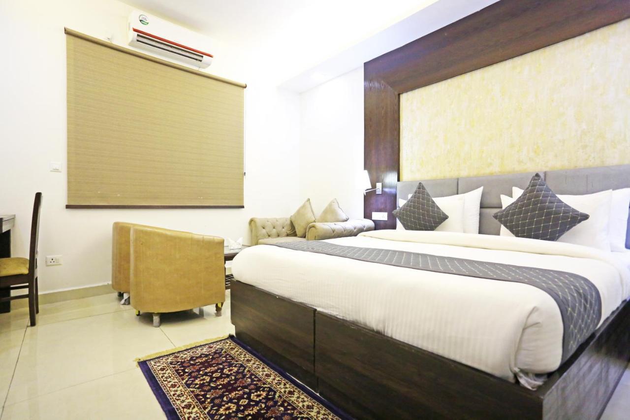 Hotel Park Tree Near Delhi Airport New Delhi Exterior foto