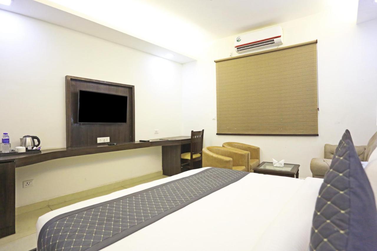 Hotel Park Tree Near Delhi Airport New Delhi Exterior foto