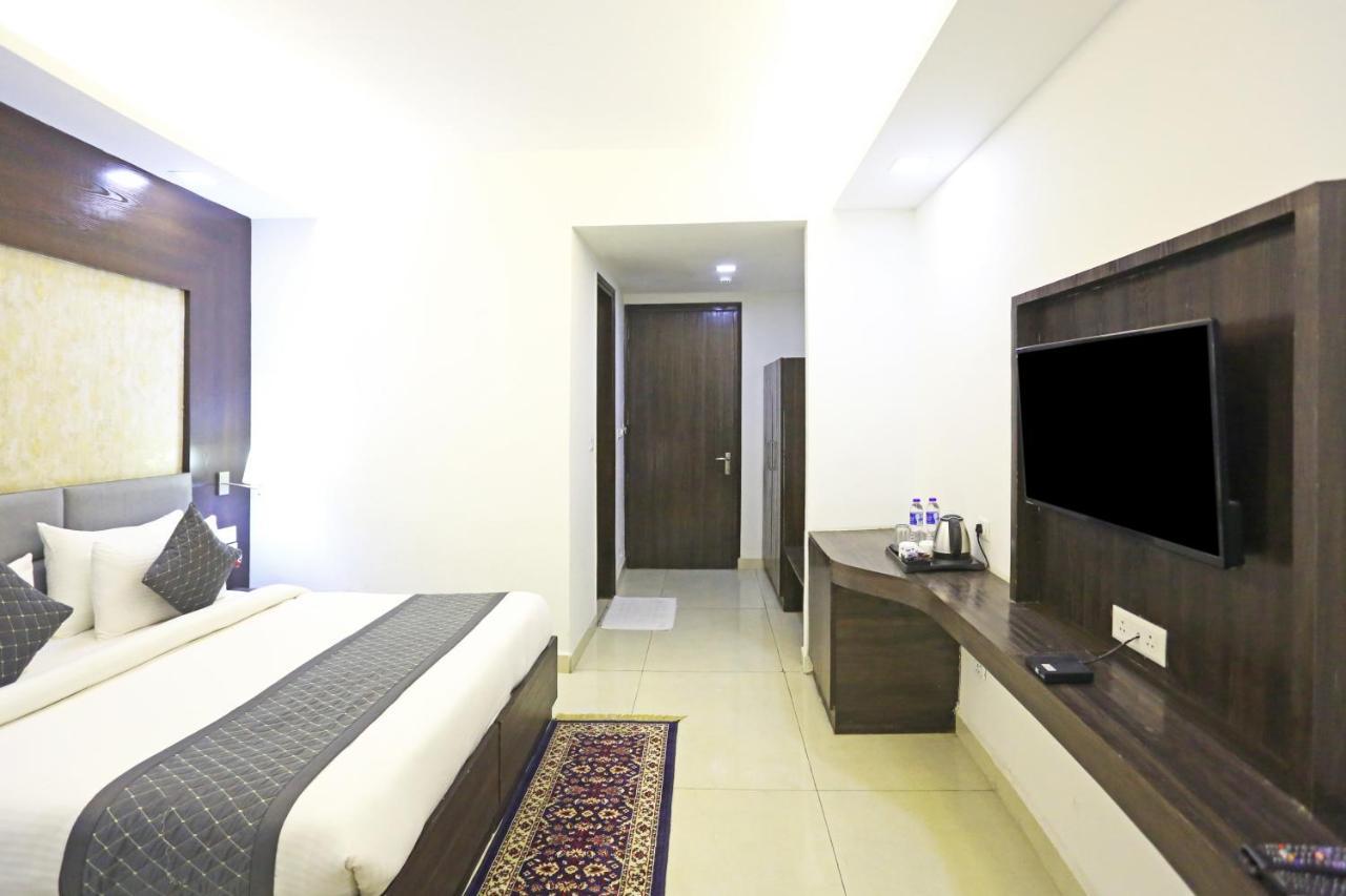 Hotel Park Tree Near Delhi Airport New Delhi Exterior foto
