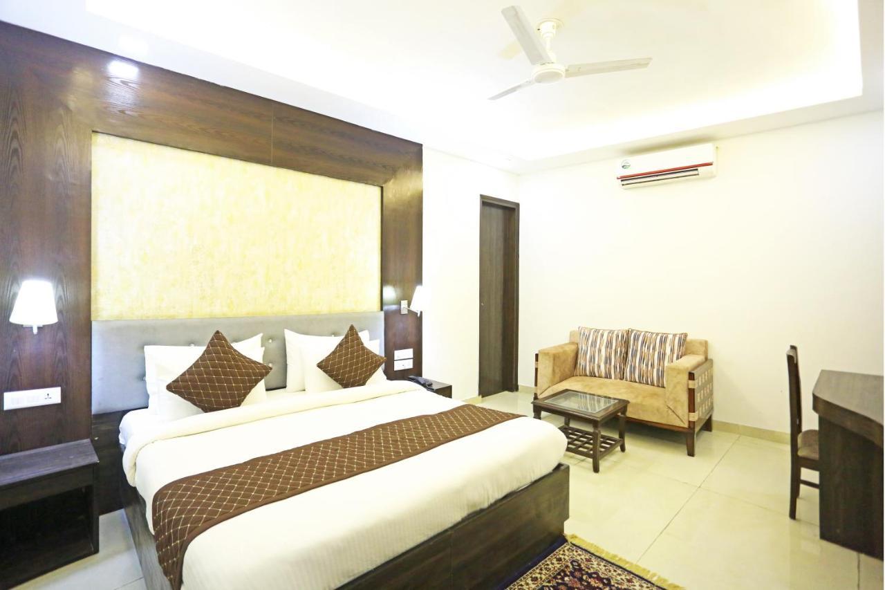 Hotel Park Tree Near Delhi Airport New Delhi Exterior foto