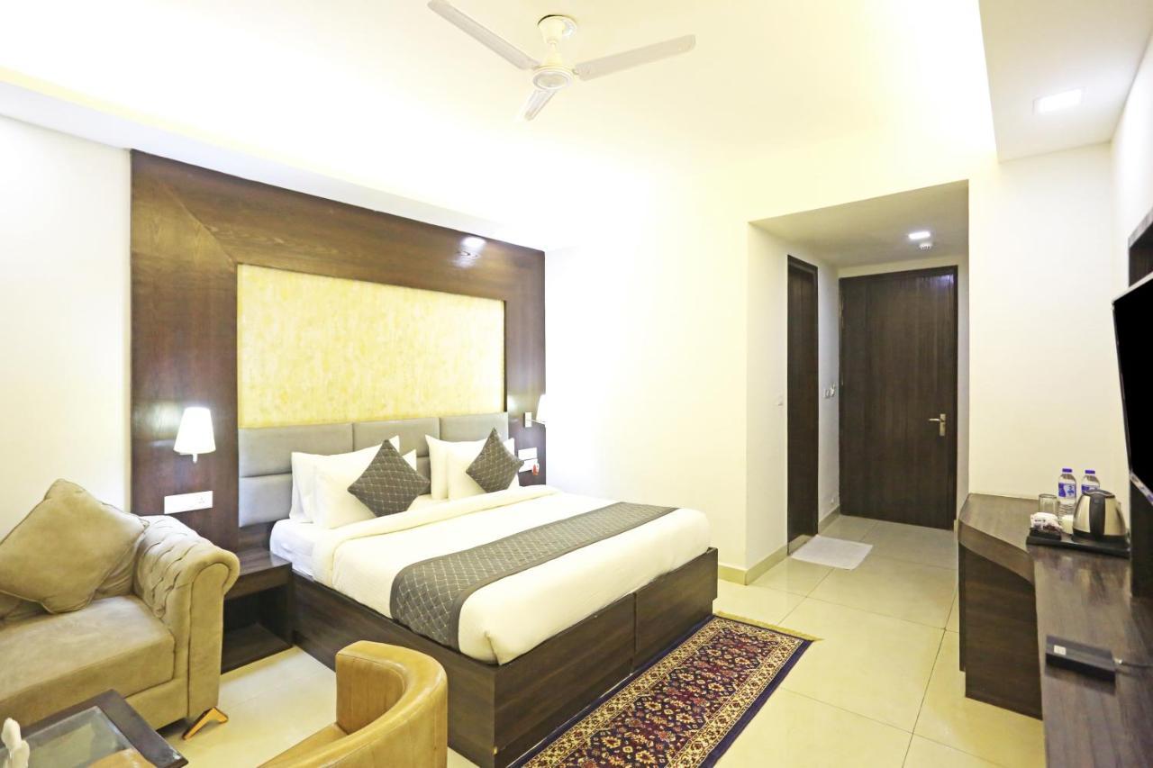 Hotel Park Tree Near Delhi Airport New Delhi Exterior foto