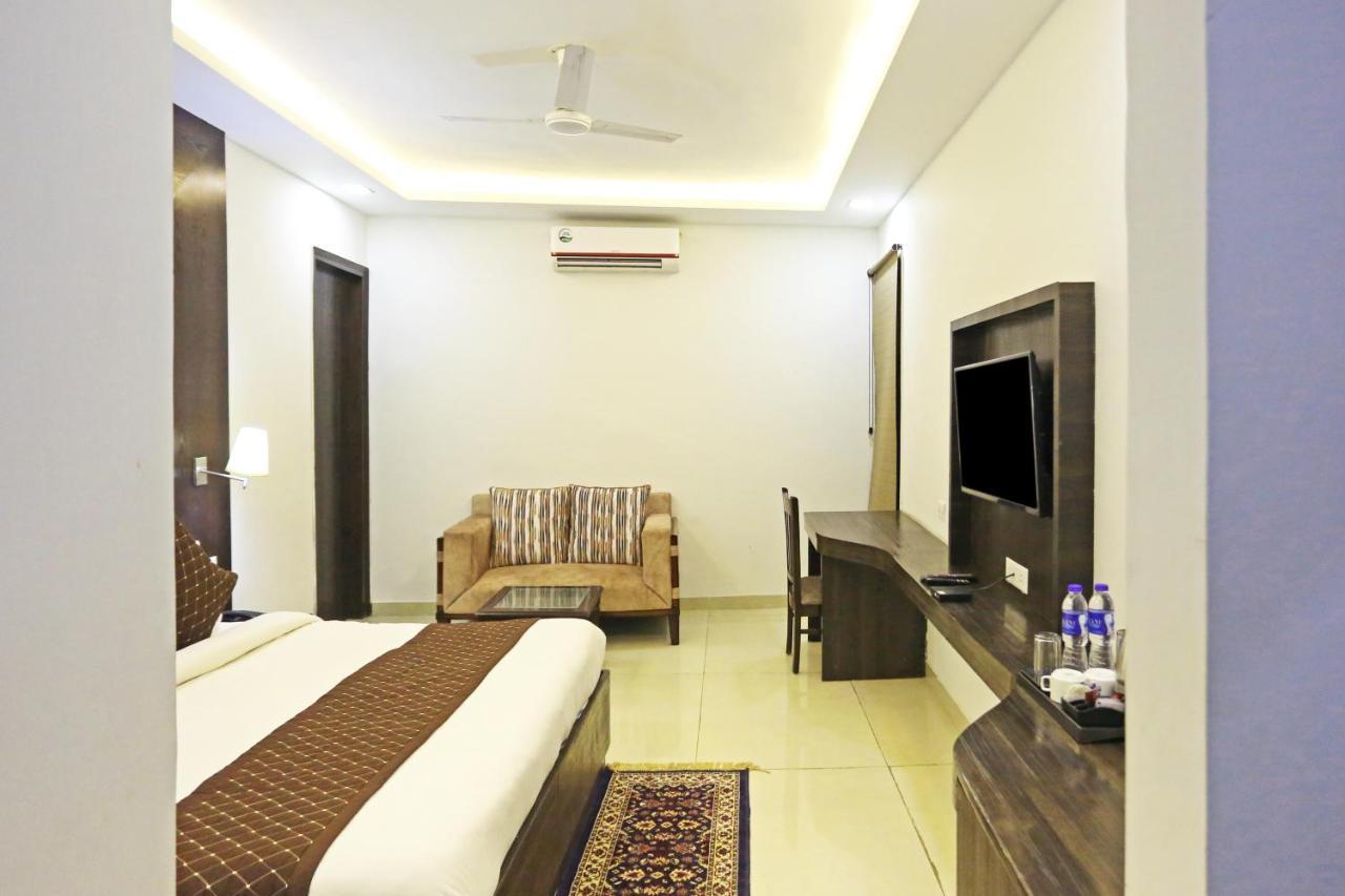 Hotel Park Tree Near Delhi Airport New Delhi Exterior foto