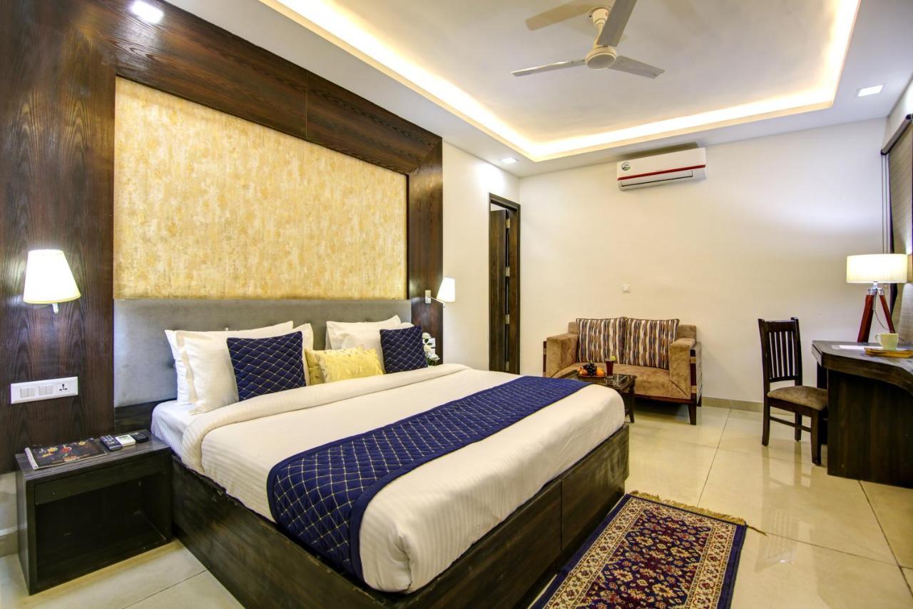 Hotel Park Tree Near Delhi Airport New Delhi Exterior foto
