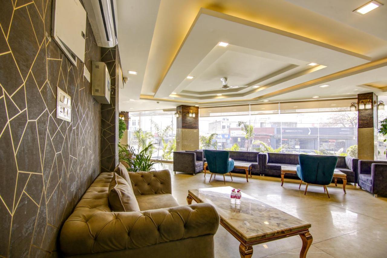 Hotel Park Tree Near Delhi Airport New Delhi Exterior foto