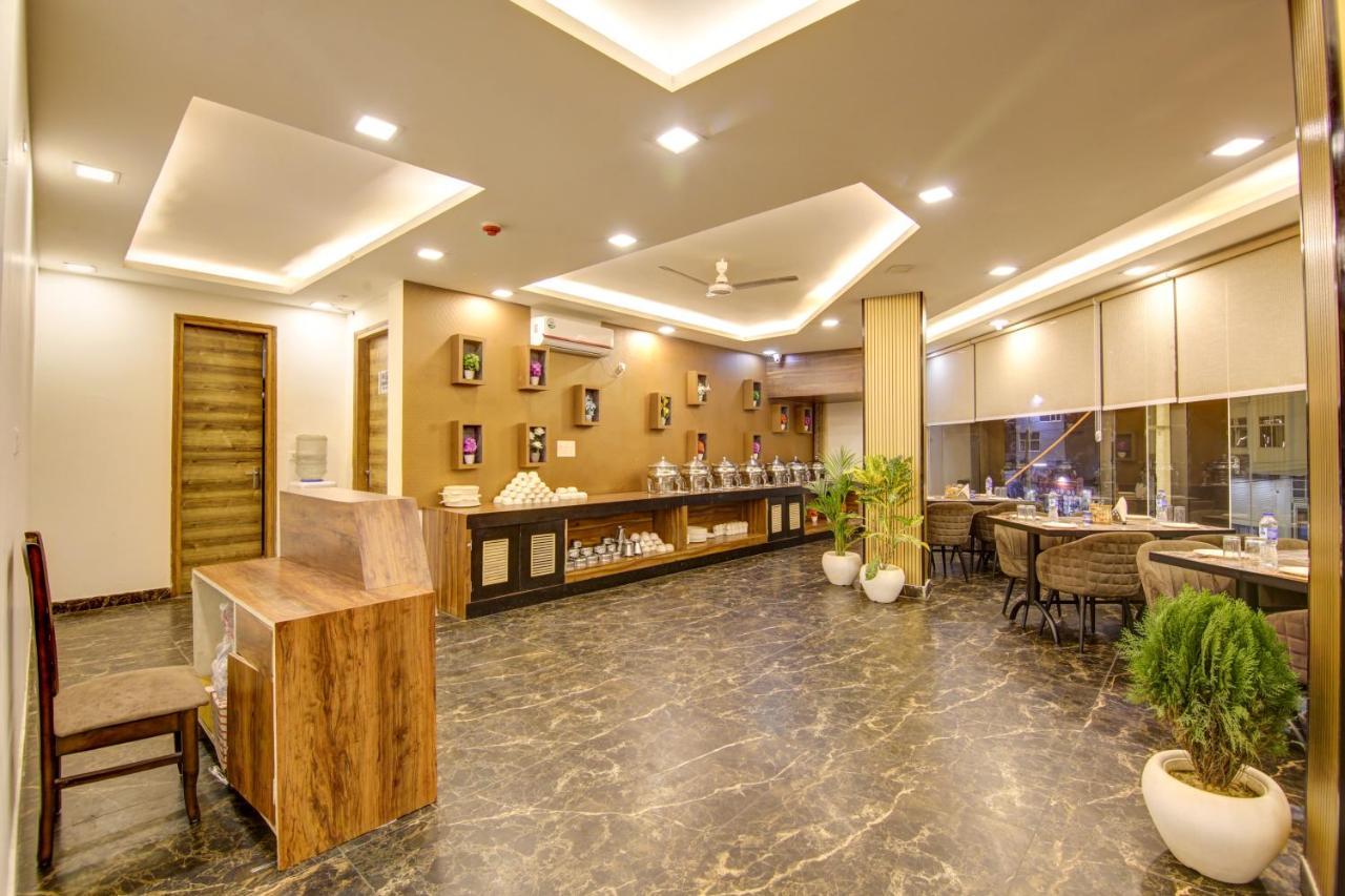 Hotel Park Tree Near Delhi Airport New Delhi Exterior foto