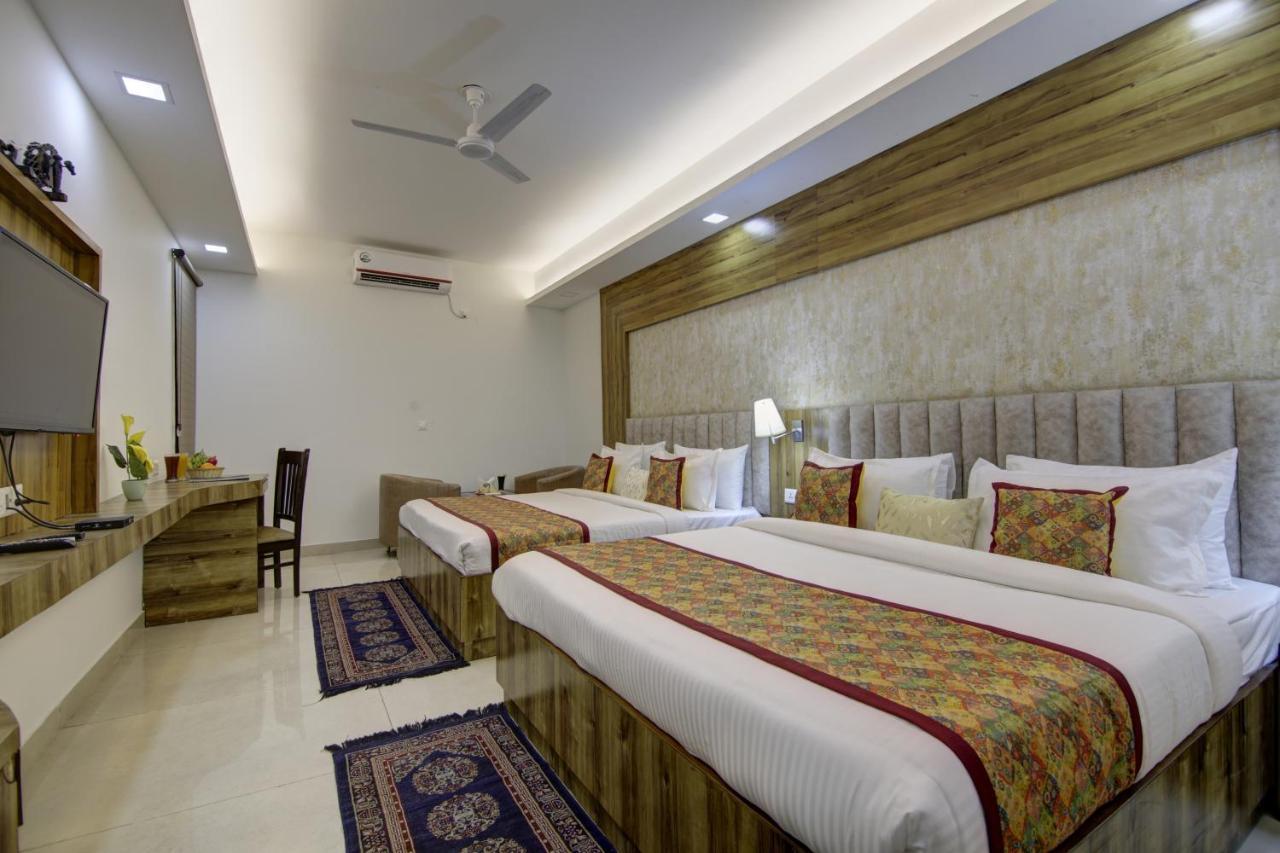 Hotel Park Tree Near Delhi Airport New Delhi Exterior foto